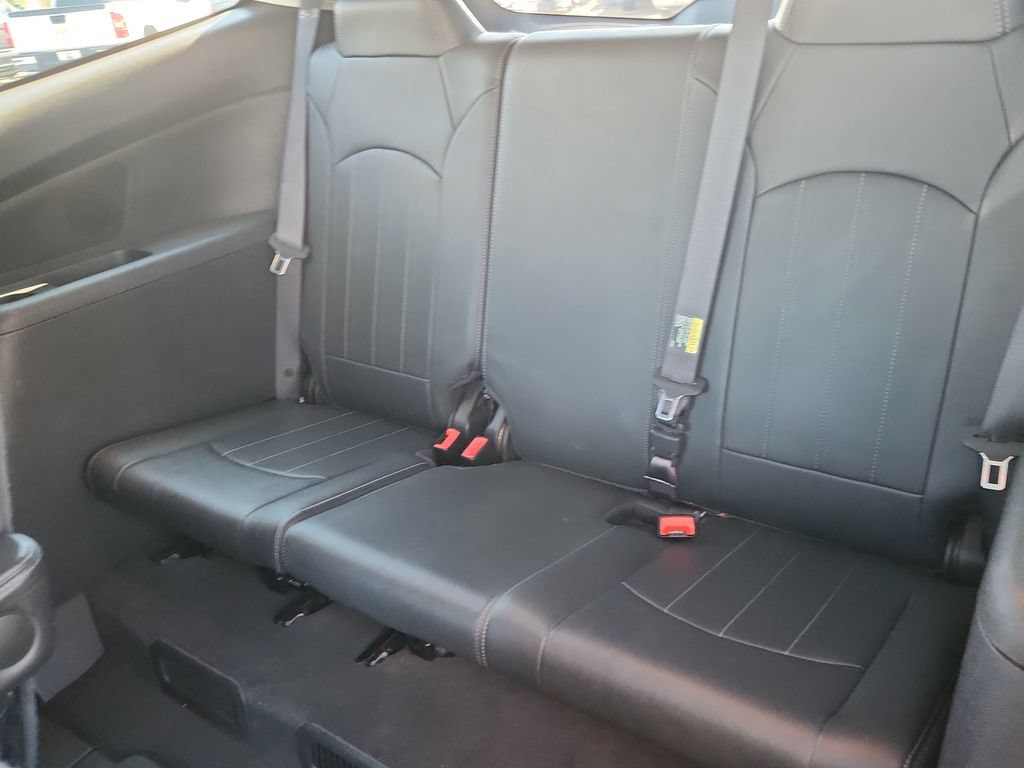Used 2017 Chevrolet Traverse Premier AWD/4WD image 12