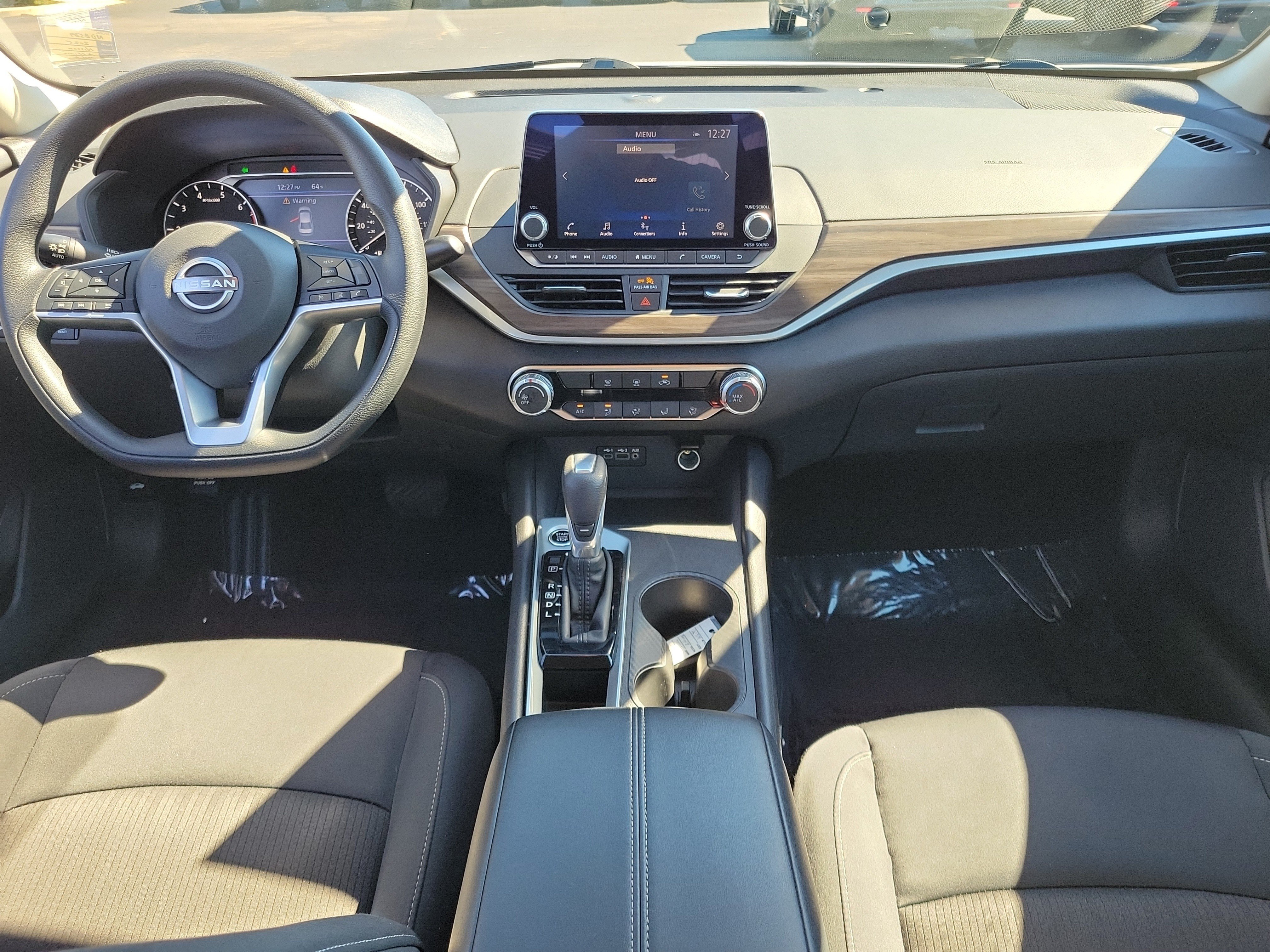 Certified 2025 Nissan Altima 2.5 SV FWD image 9