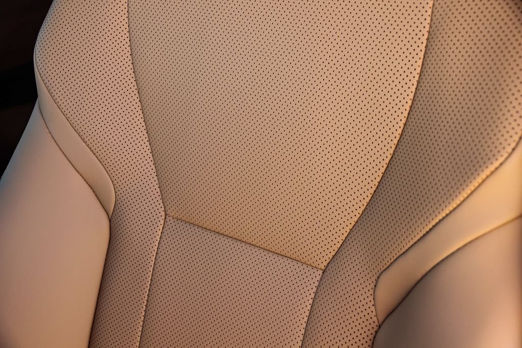 New 2026 Lexus LX 700h Luxury AWD/4WD image 22