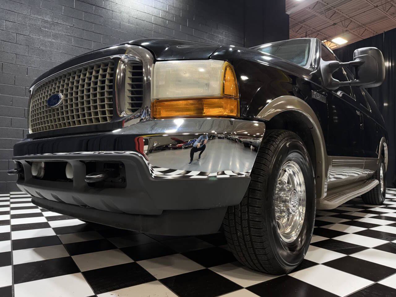 Used 2001 Ford Excursion Limited image 5