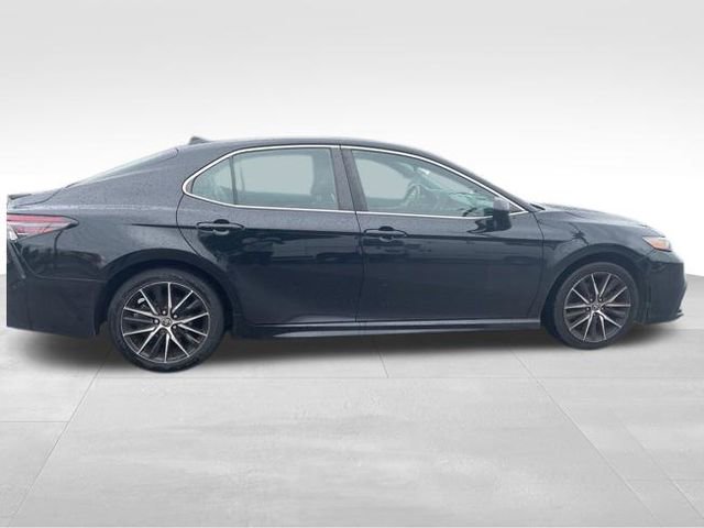 Used 2021 Toyota Camry SE FWD image 8