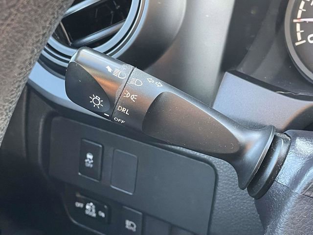 Used 2022 Toyota Tacoma SR w/ SR Convenience Package image 23