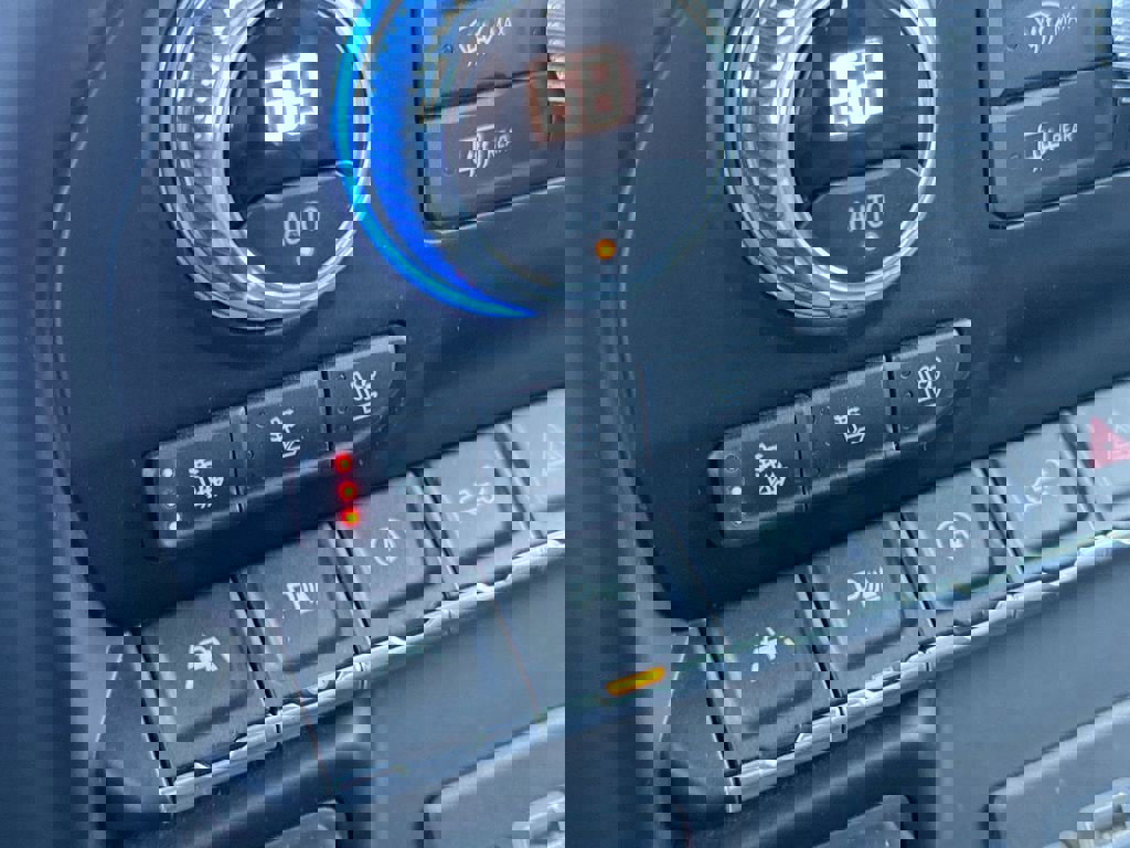 Certified 2020 GMC Sierra 1500 Denali w/ Denali Ultimate Package image 46