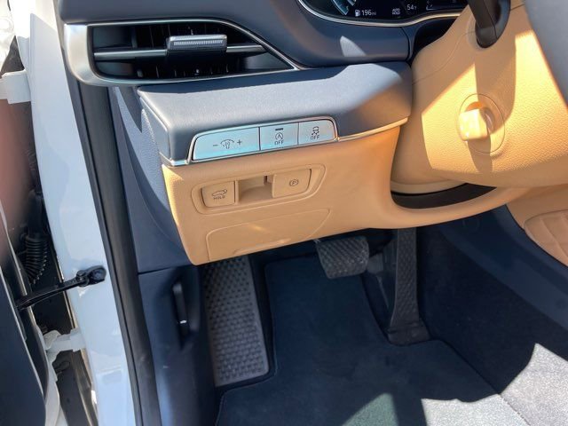 Used 2023 Genesis GV80 3.5T w/ Prestige Package image 13