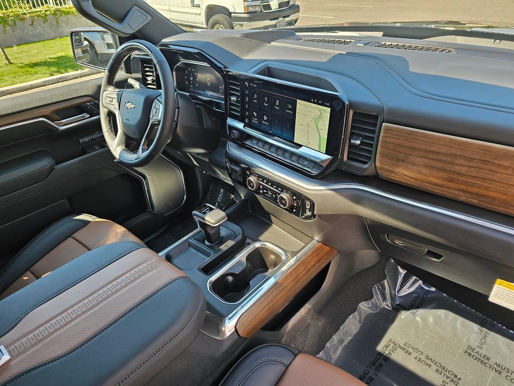 New 2026 Chevrolet Silverado 1500 High Country w/ Technology Package AWD/4WD image 10