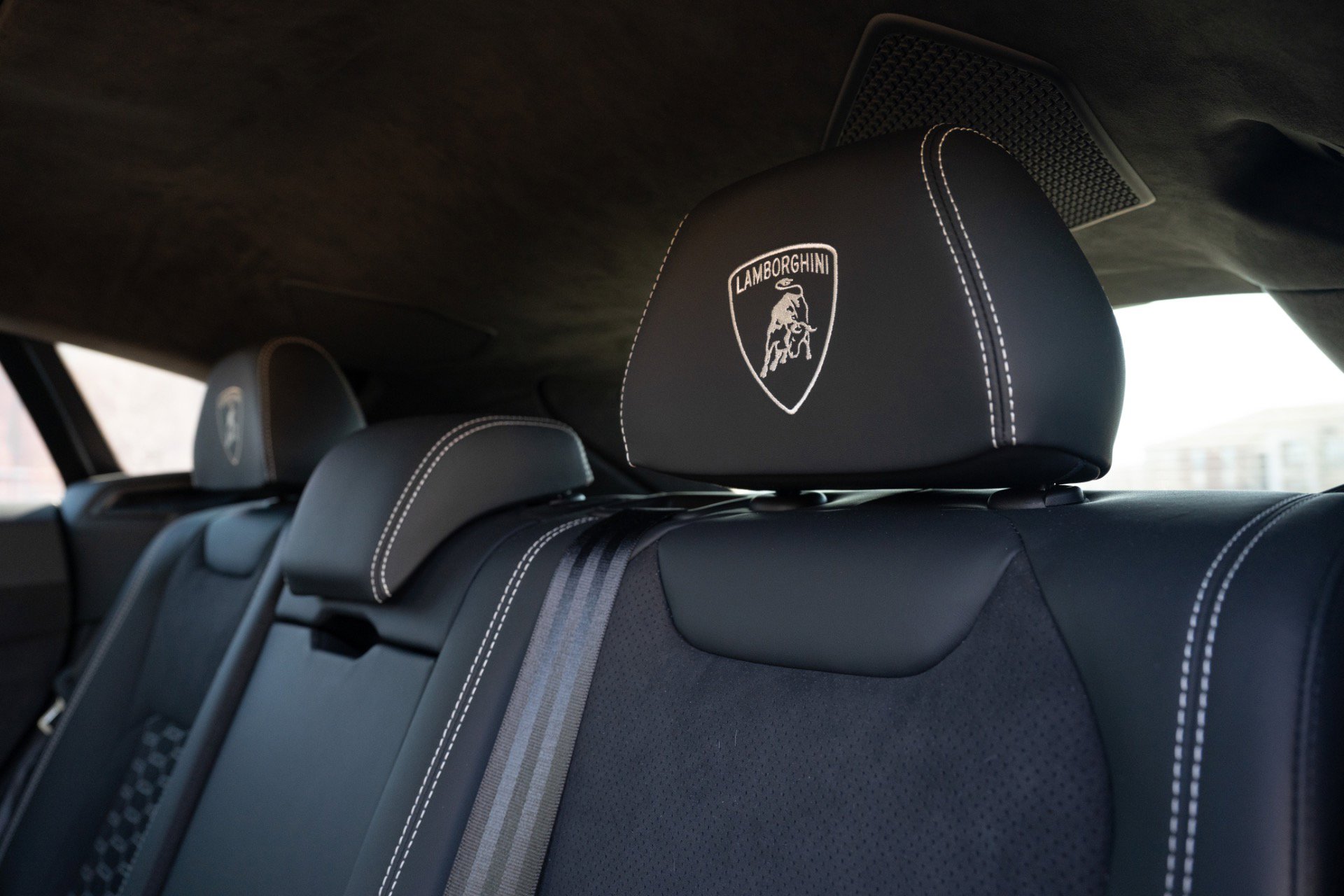 Used 2024 Lamborghini Urus S AWD/4WD image 20