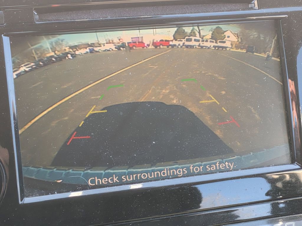 Used 2021 Nissan Rogue Sport SV AWD/4WD image 16