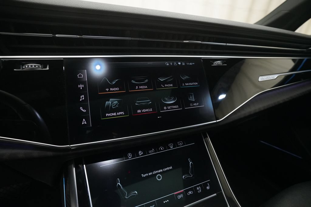 Used 2020 Audi Q7 3.0T Prestige w/ Prestige Package AWD/4WD image 6
