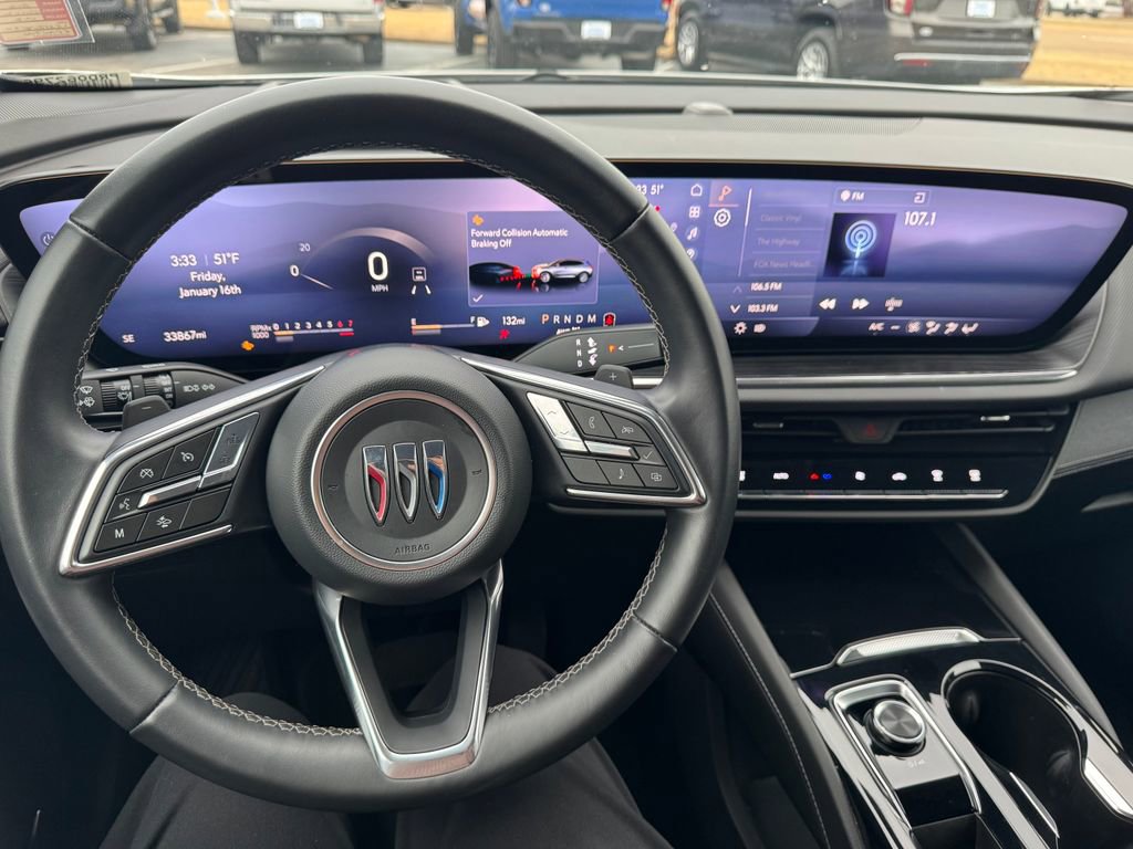 Used 2024 Buick Envision Preferred image 17