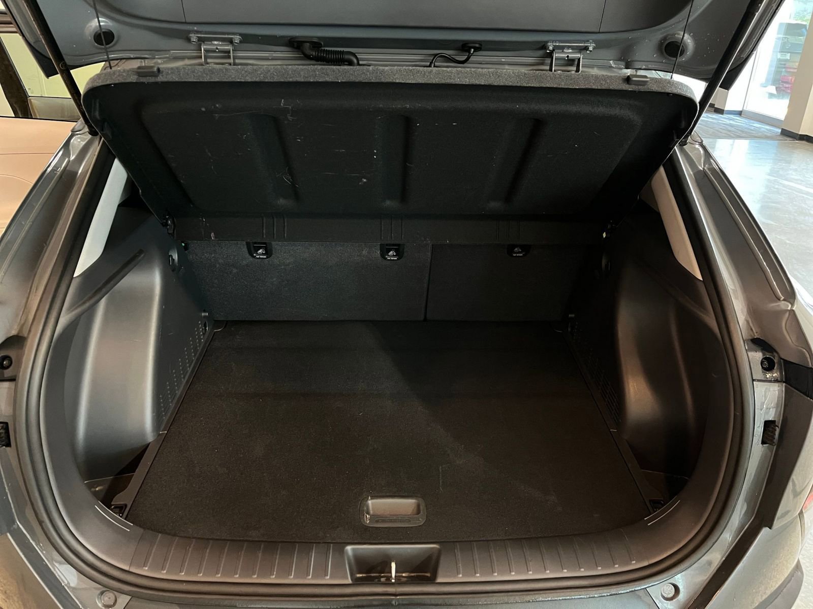 Used 2025 Hyundai Kona SEL FWD image 31