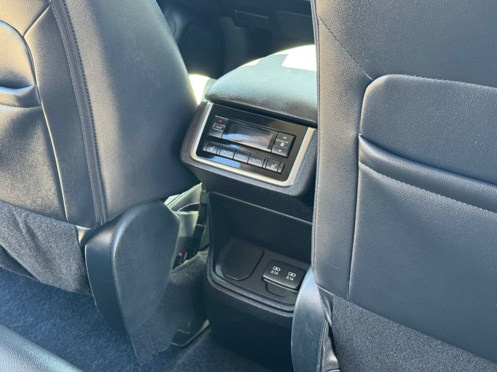Used 2021 Subaru Ascent Limited AWD/4WD image 19