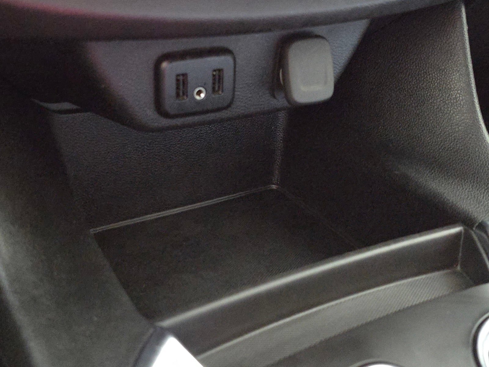Used 2018 Chevrolet Traverse LT FWD image 29