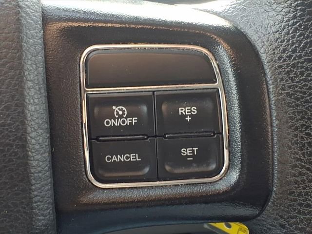Used 2019 Dodge Grand Caravan SE w/ UConnect Hands-Free Group image 15