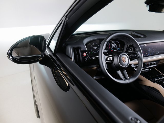 New 2026 Porsche Cayenne AWD/4WD image 26