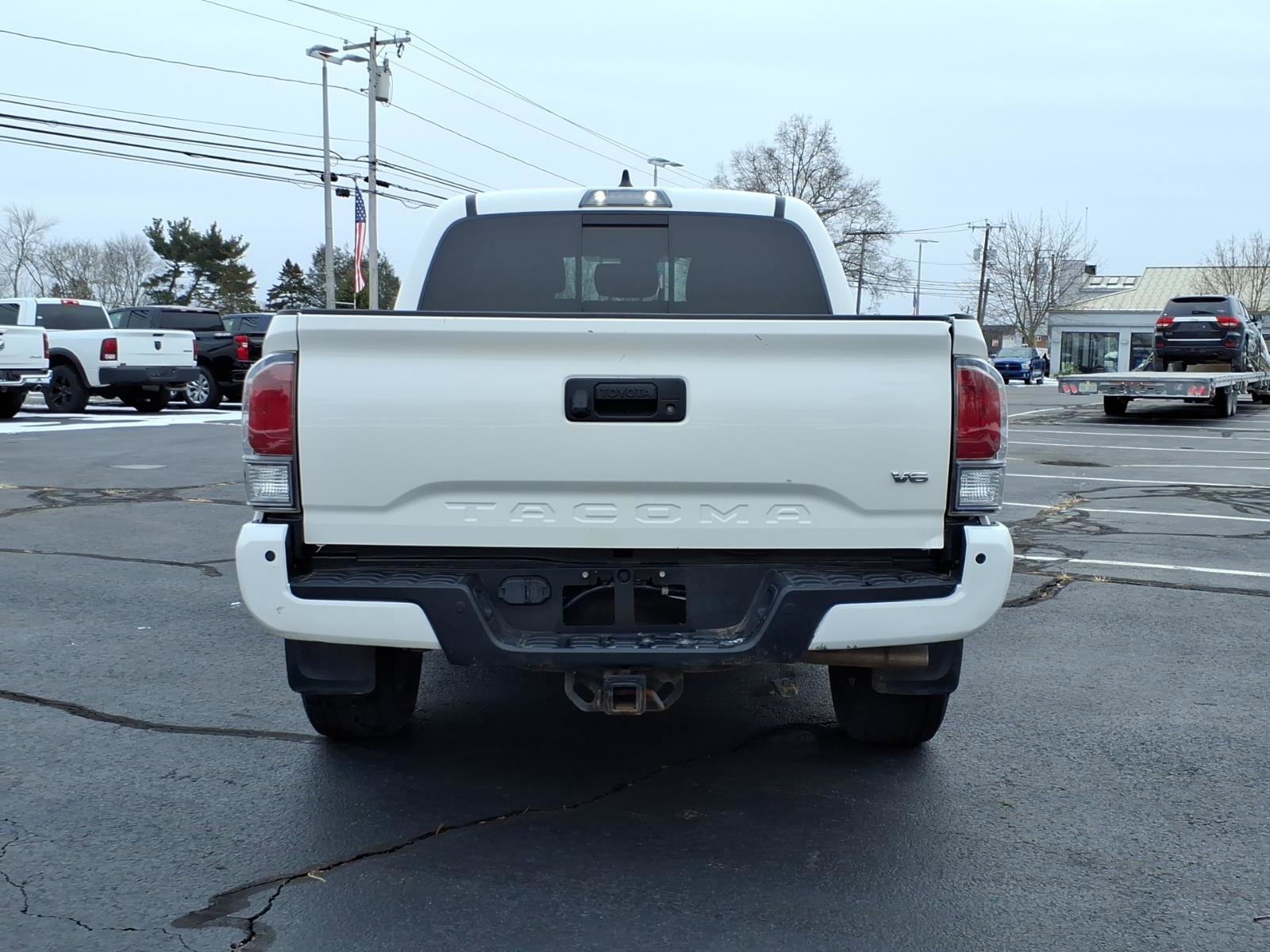 Used 2021 Toyota Tacoma TRD Sport w/ Technology Package image 4
