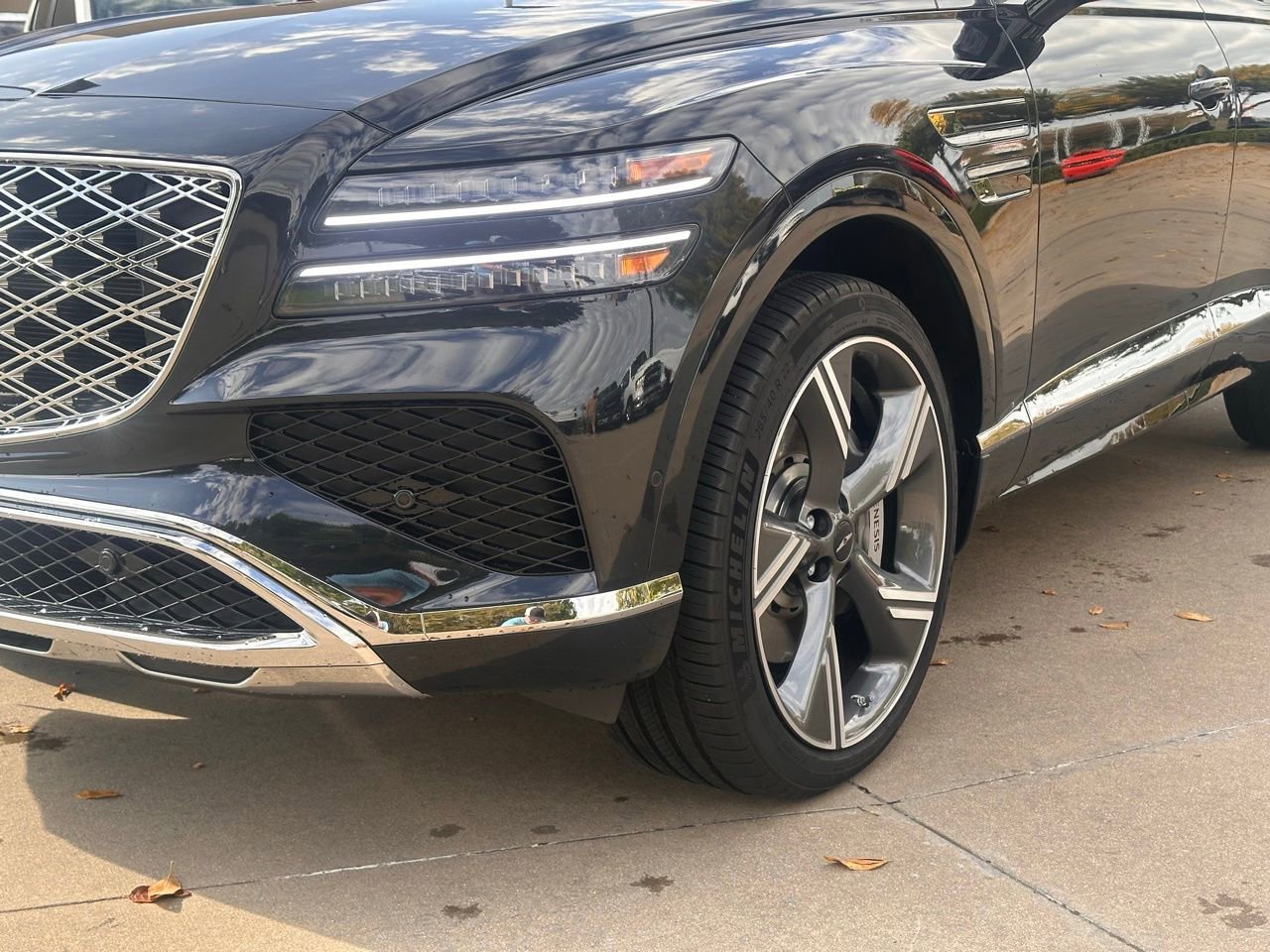 Used 2025 Genesis GV80 3.5T Prestige image 12