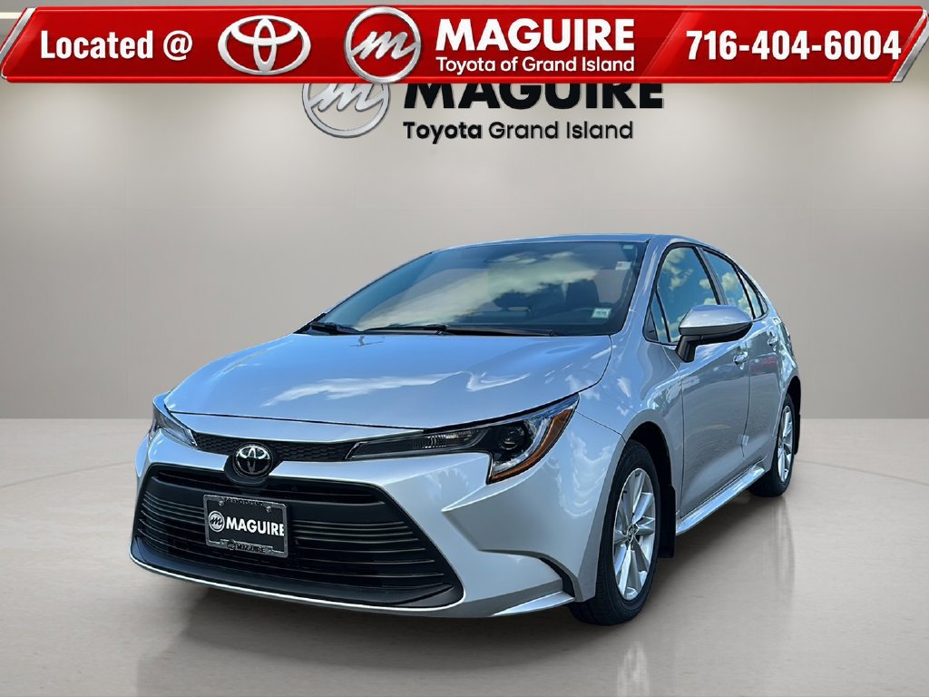 Used 2025 Toyota Corolla LE w/ LE Premium Package FWD image 1