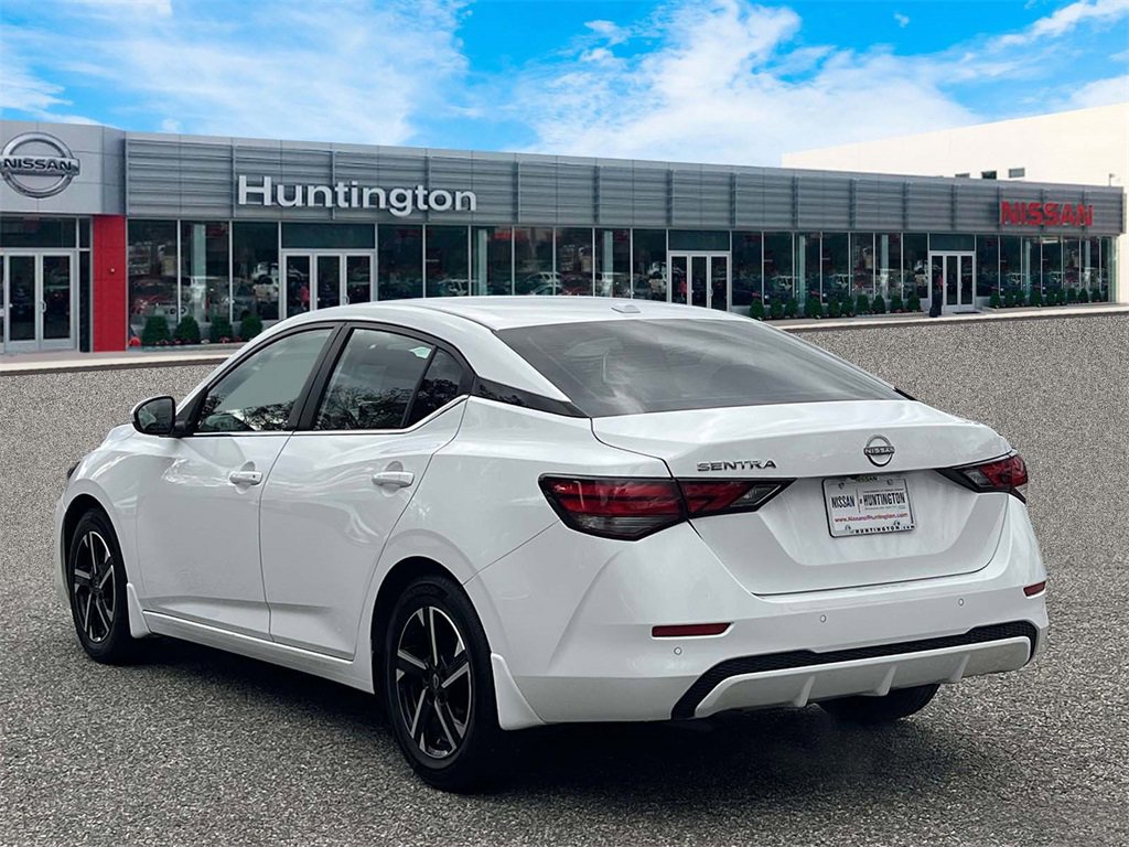 Used 2025 Nissan Sentra SV w/ All-Weather Package image 8