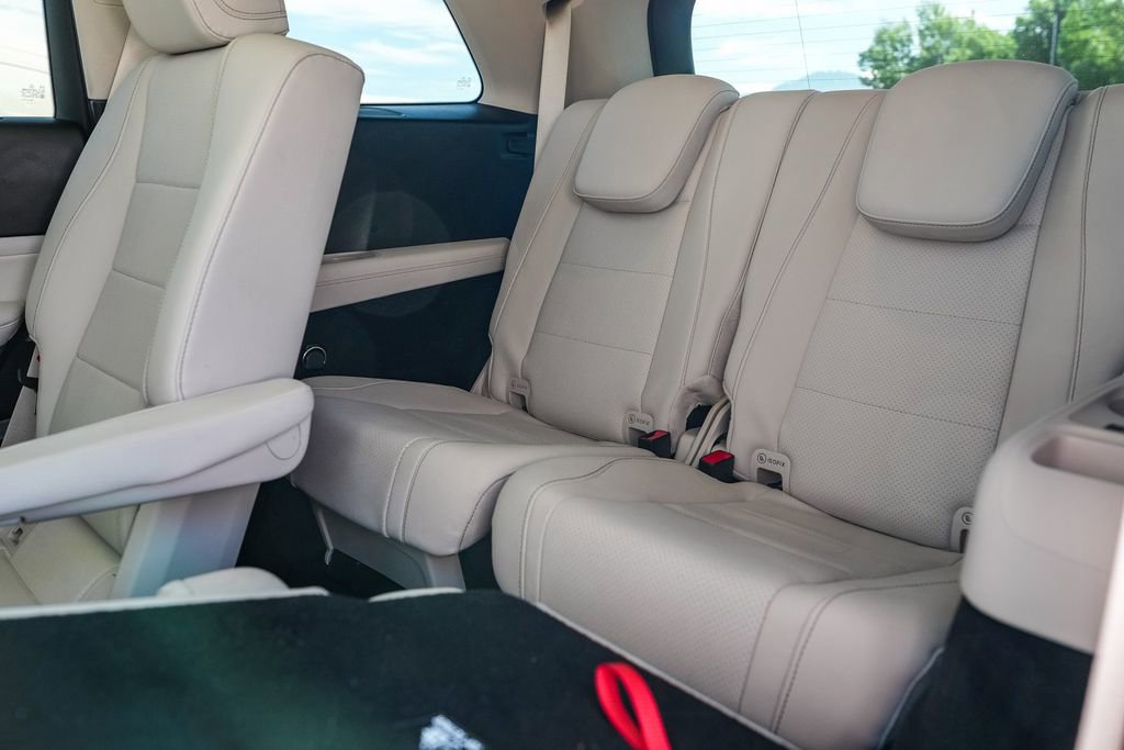 Certified 2025 Mercedes-Benz GLB 250 4MATIC image 15