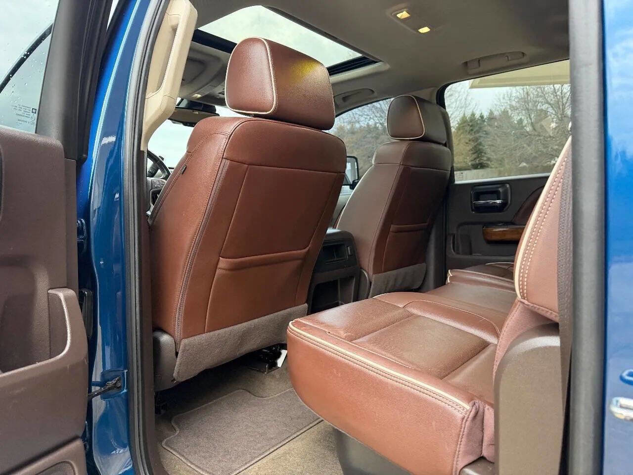 Used 2018 Chevrolet Silverado 2500 High Country w/ Duramax Plus Package image 14