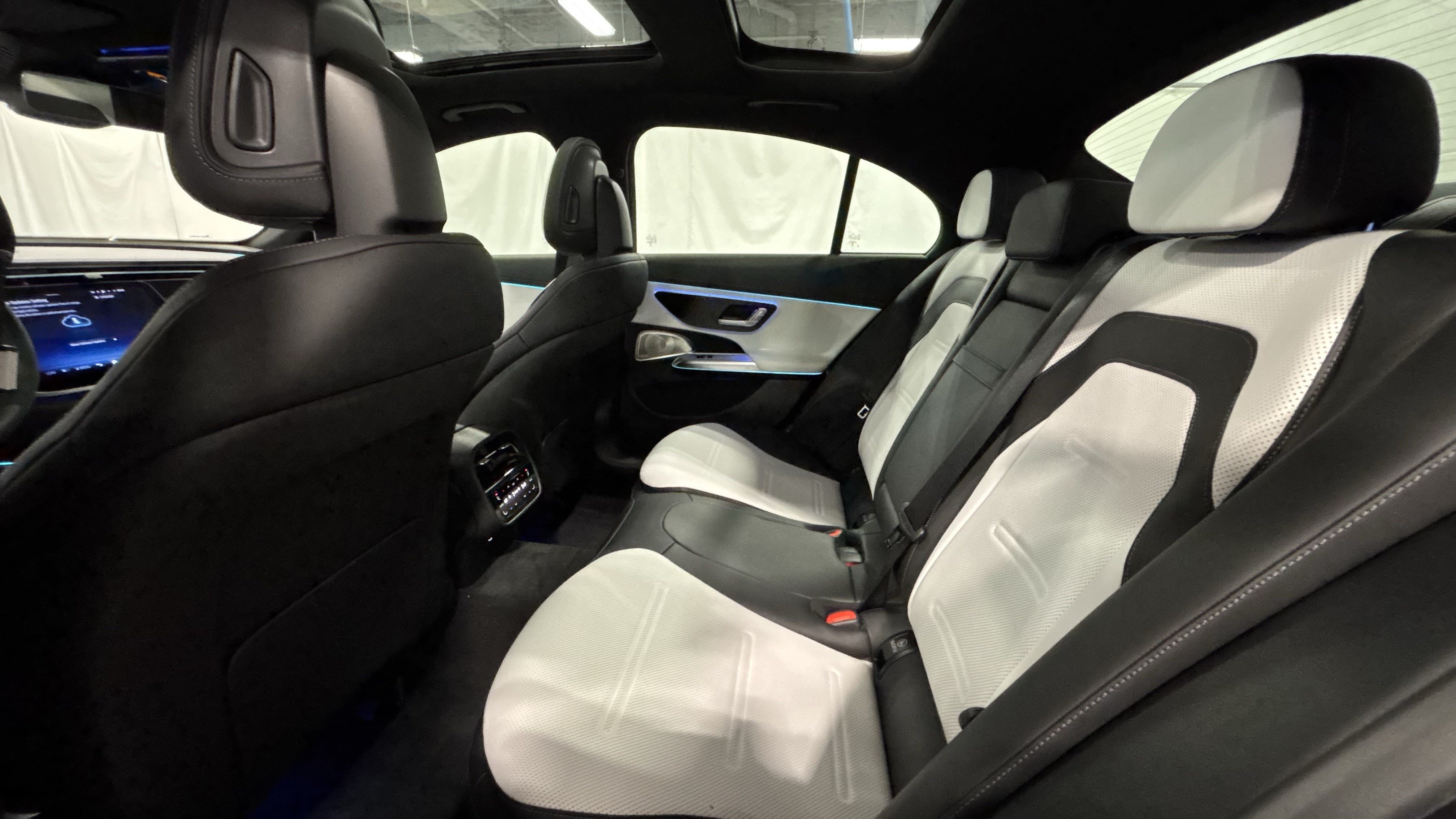 New 2026 Mercedes-Benz E 53 AMG e 4MATIC Sedan image 24