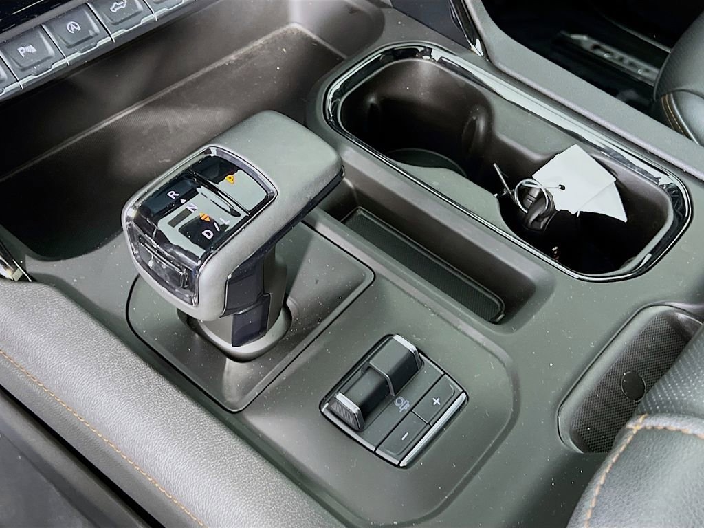 Certified 2025 GMC Sierra 1500 AT4 w/ AT4 Premium Package AWD/4WD image 16