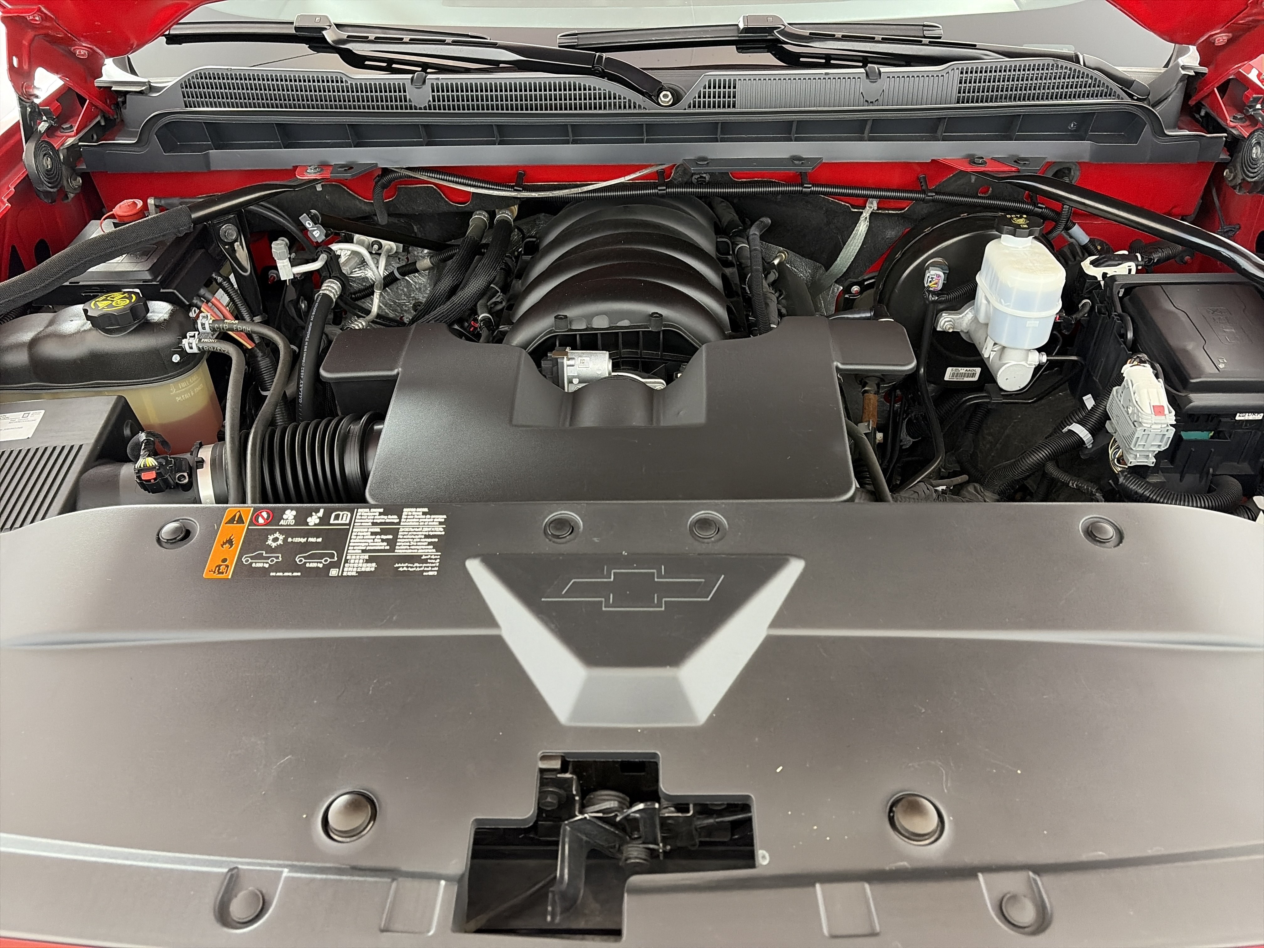 Used 2018 Chevrolet Silverado 1500 LT w/ All Star Edition AWD/4WD image 11