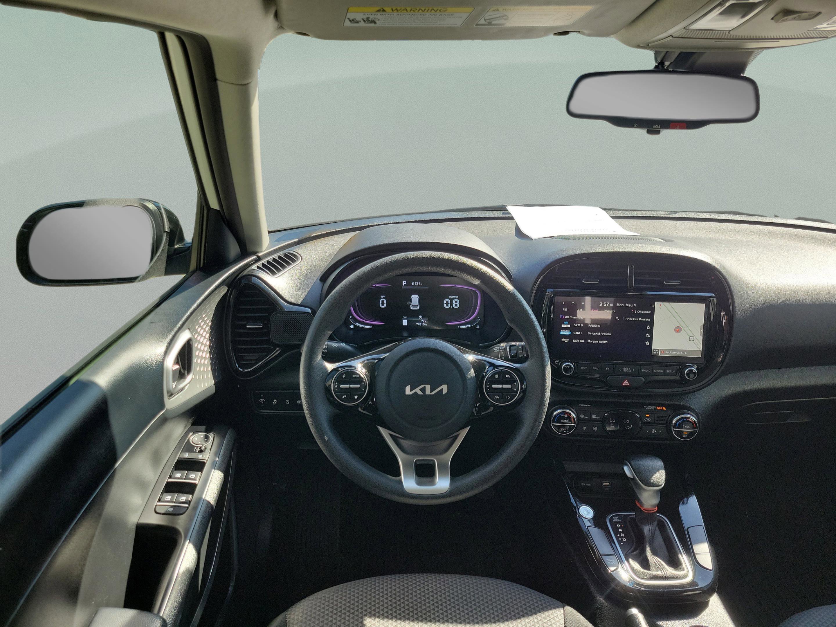 Used 2024 Kia Soul S FWD image 14