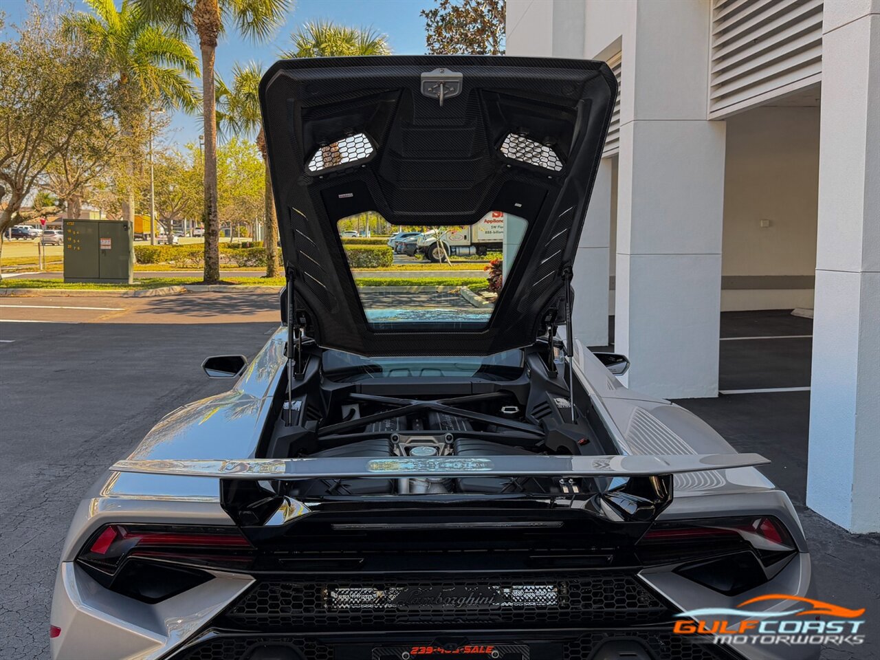 Used 2023 Lamborghini Huracan Tecnica image 43