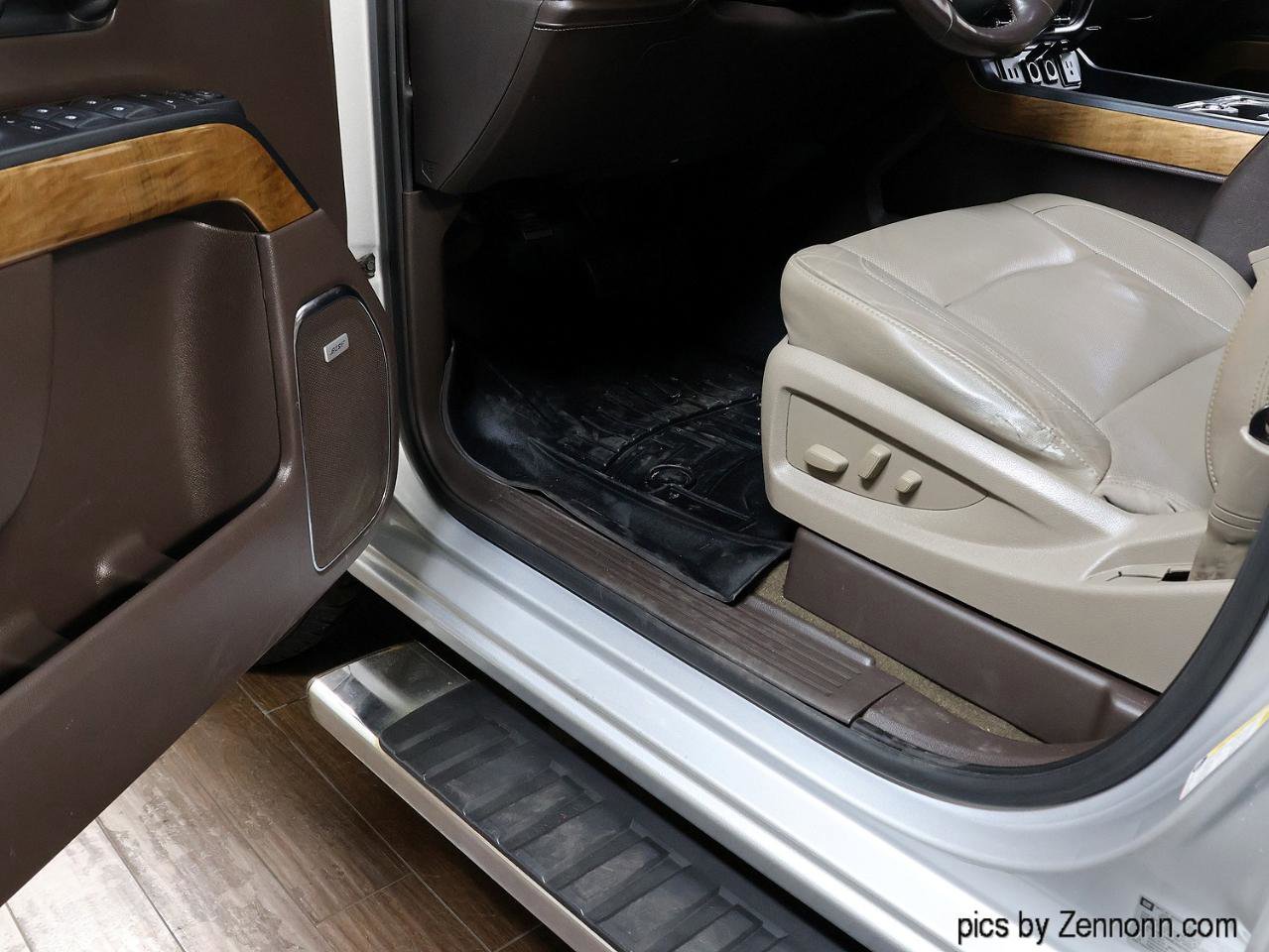 Used 2017 Chevrolet Silverado 1500 LTZ w/ LTZ Plus Package image 24