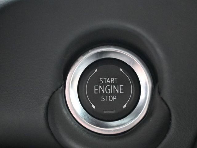 Used 2025 Chevrolet Suburban Z71 AWD/4WD image 27