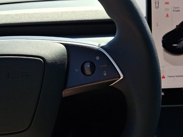 Used 2026 Tesla Model Y 2WD image 26