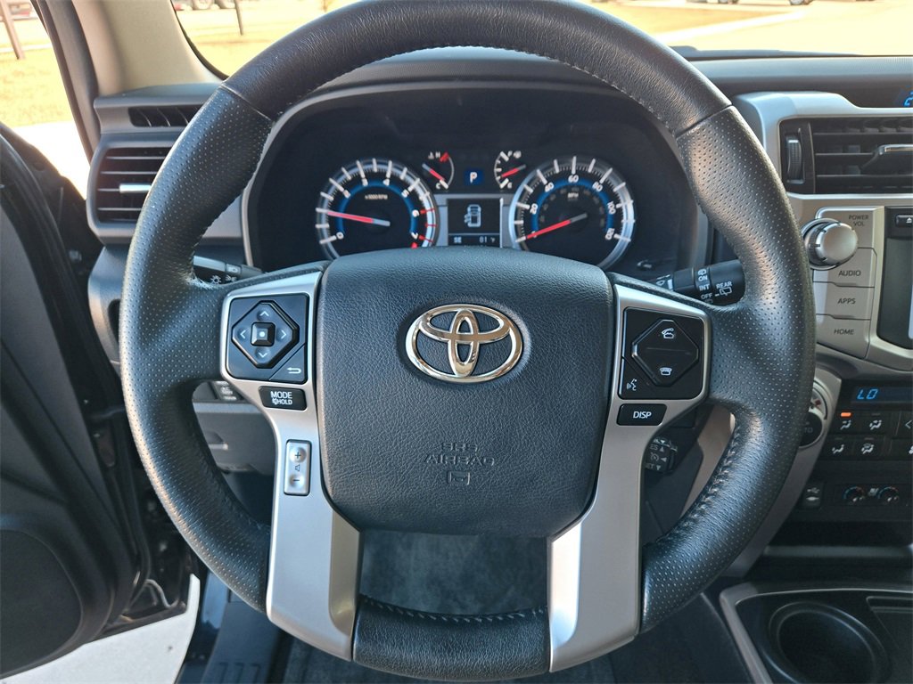 Used 2015 Toyota 4Runner Limited image 14