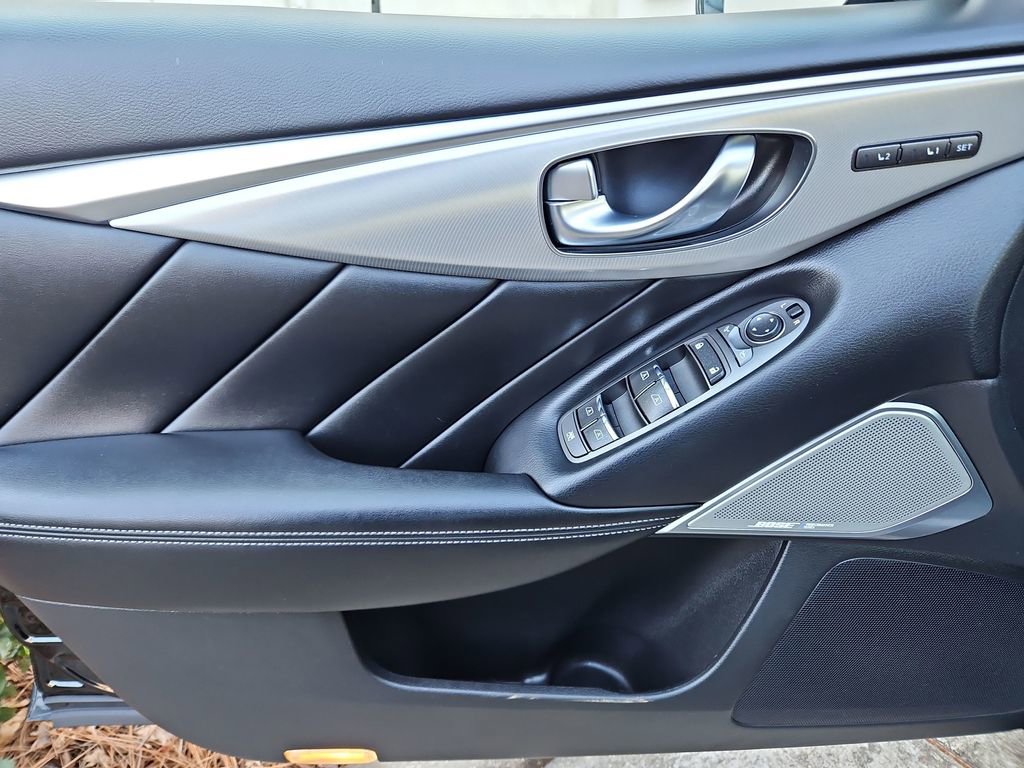 Used 2022 INFINITI Q50 Luxe w/ Cargo Package image 28