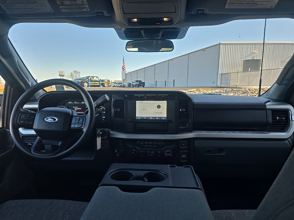 Used 2024 Ford F250 XLT image 23