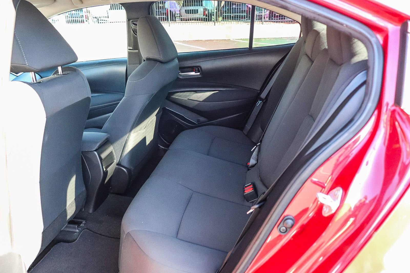 Certified 2020 Toyota Corolla LE image 23