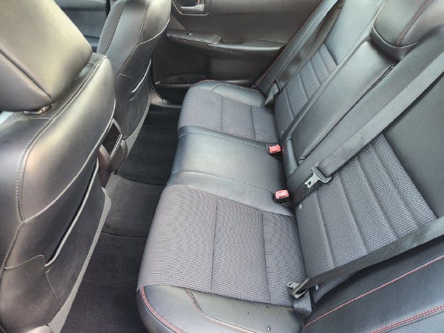 Used 2016 Toyota Camry SE FWD image 27