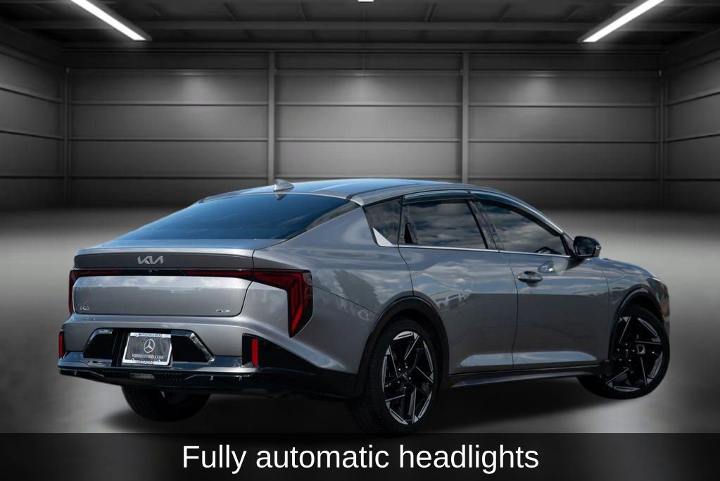 Used 2025 Kia K4 GT-Line w/ GT-Line Sunroof Package image 9