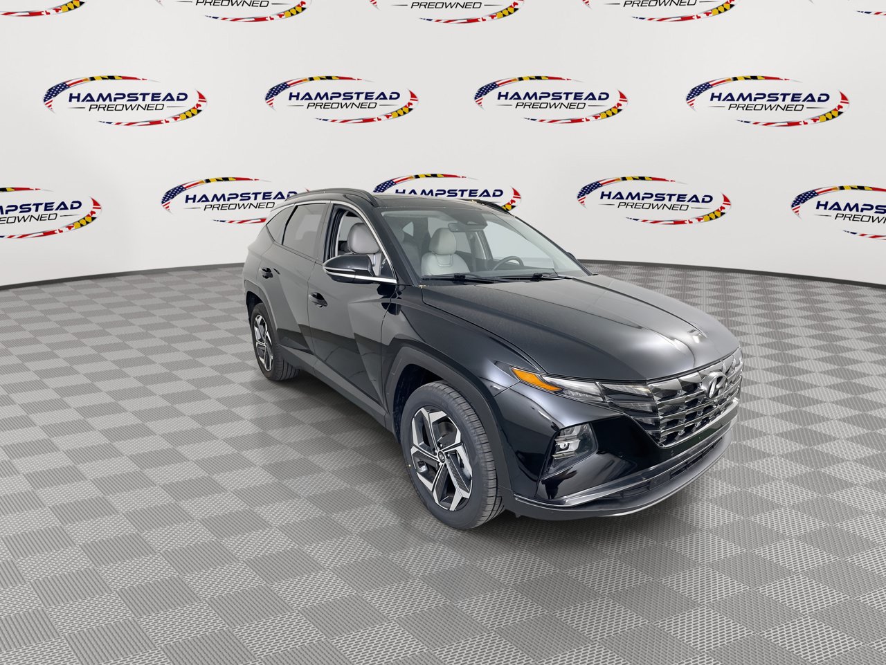 Used 2023 Hyundai Tucson Limited w/ Winter Package AWD/4WD image 2