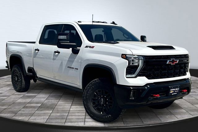 New 2026 Chevrolet Silverado 2500 ZR2 w/ LPO, Dark Essentials Package image 3