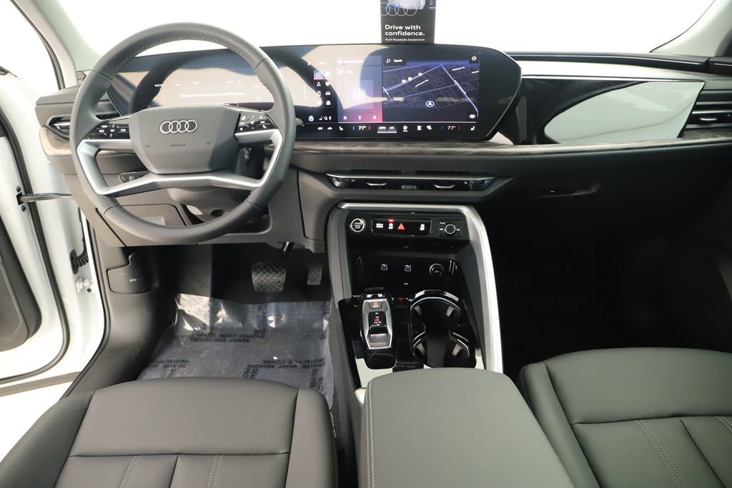New 2025 Audi Q5 Premium image 18