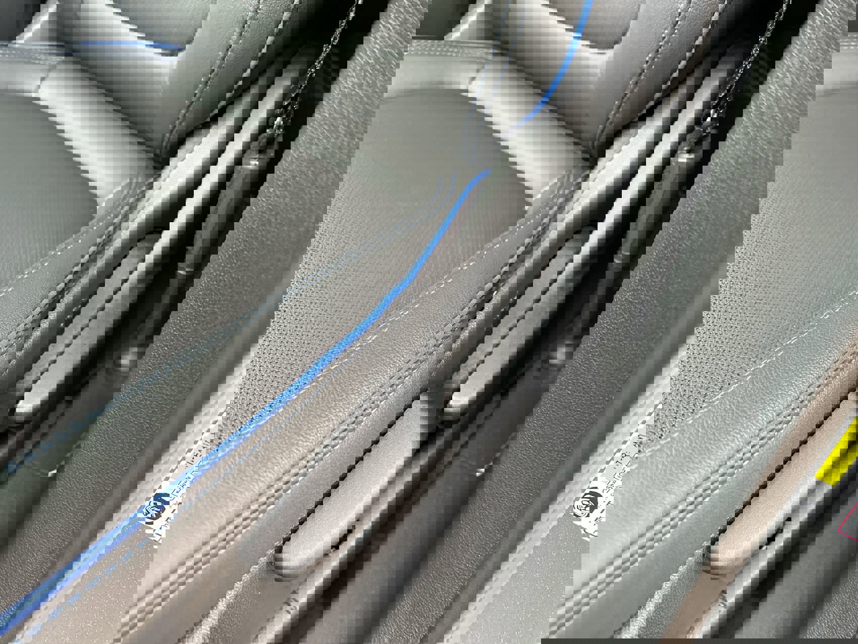 Used 2026 Buick Encore GX Sport Touring image 12