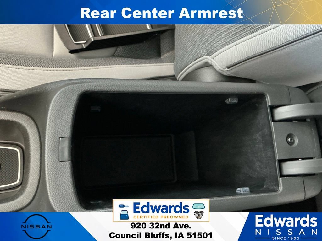 Used 2024 Chevrolet TrailBlazer LT w/ Convenience Package AWD/4WD image 30