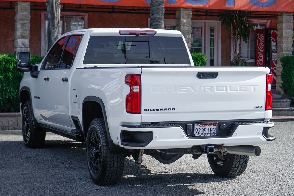 Used 2022 Chevrolet Silverado 2500 LTZ w/ LTZ Plus Package AWD/4WD image 7