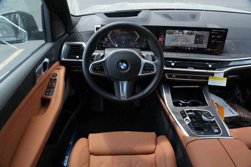 Used 2027 BMW X7 xDrive40i w/ M Sport Package AWD/4WD image 18