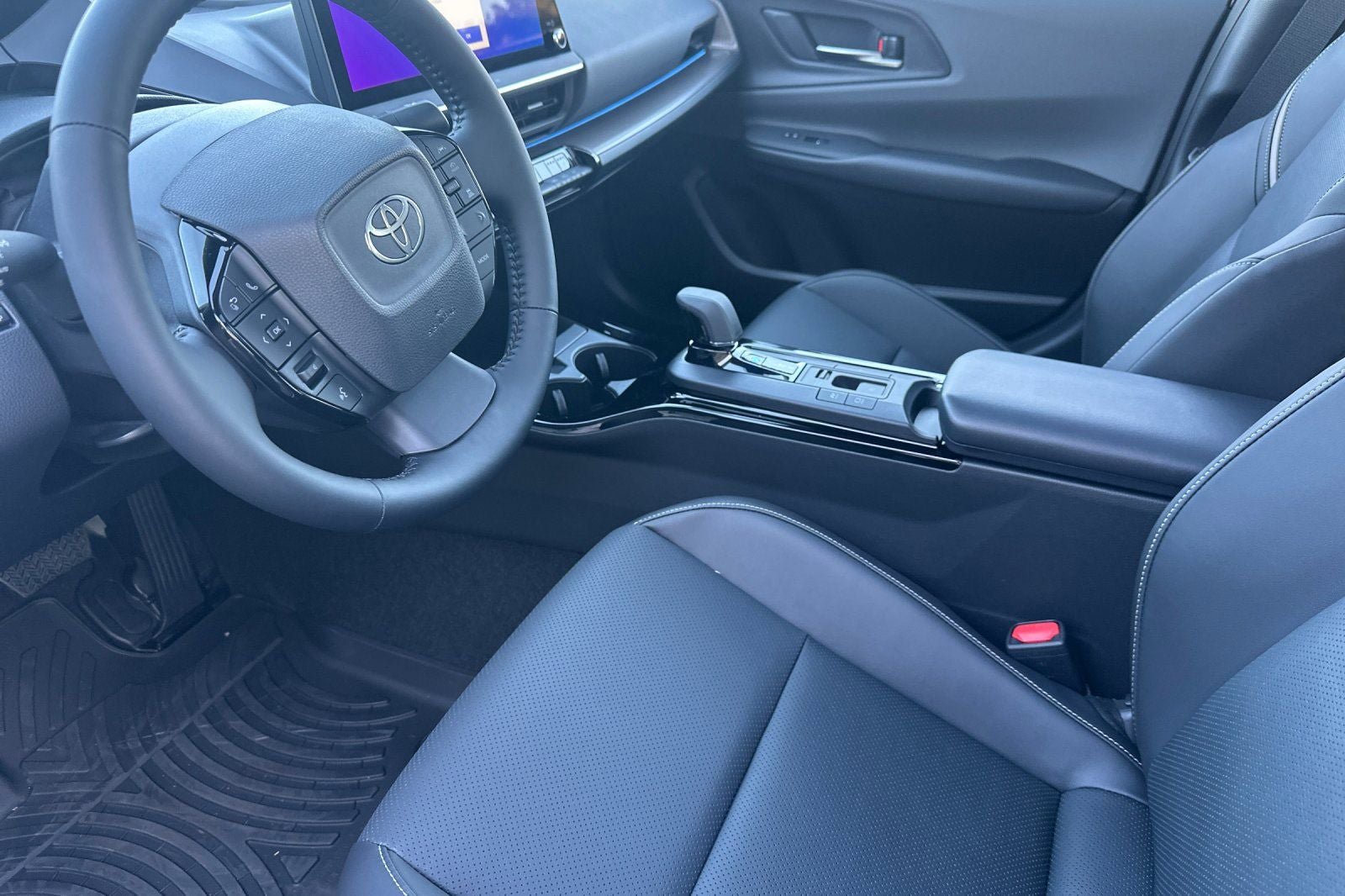 New 2026 Toyota Prius Limited FWD image 11