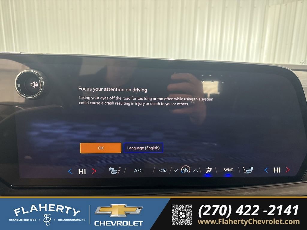 Used 2025 Chevrolet Suburban Z71 w/ Comfort Package image 27