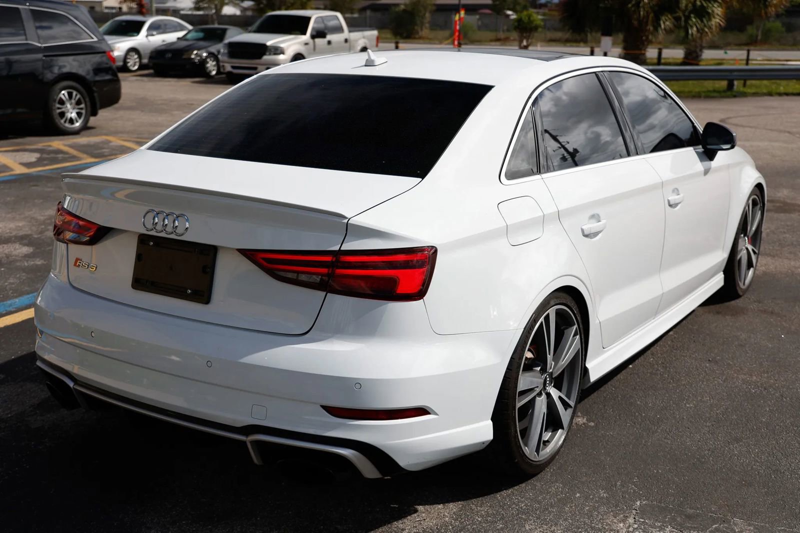 Used 2018 Audi RS 3 w/ Technology Package AWD/4WD image 7