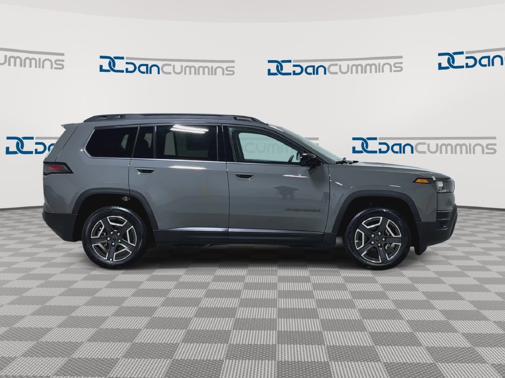 New 2026 Jeep Cherokee Laredo AWD/4WD image 9