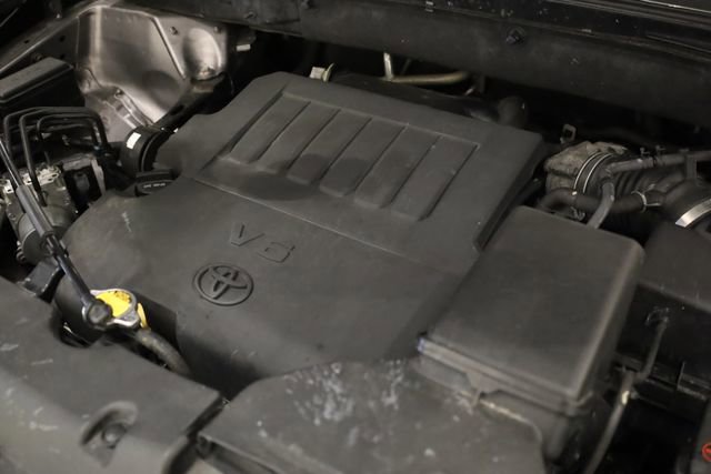 Used 2014 Toyota Highlander Plus image 11
